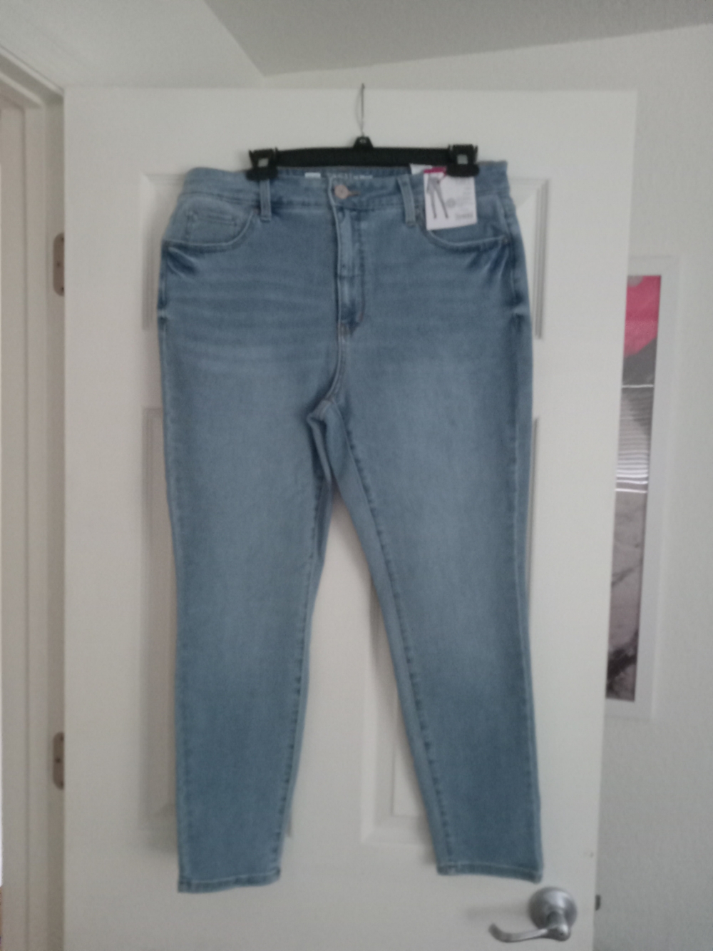 Time and Tru Light Wash High-Rise Skinny Jeans